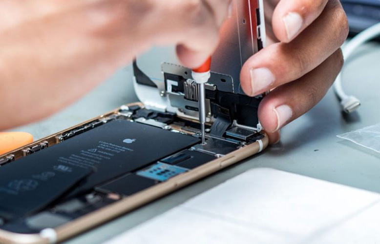 Advantages of Genuine Parts in Cell Phone Repairs